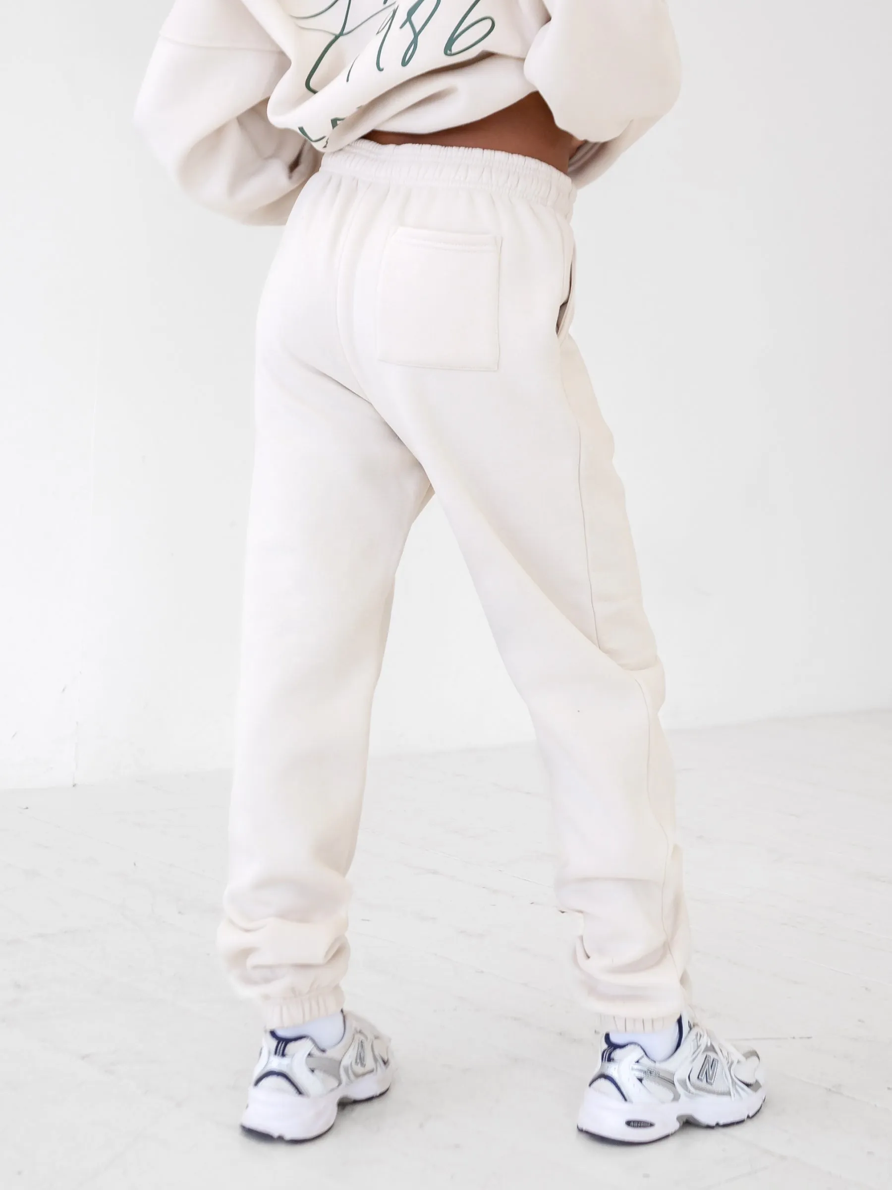 Club Sweatpants - Chalk