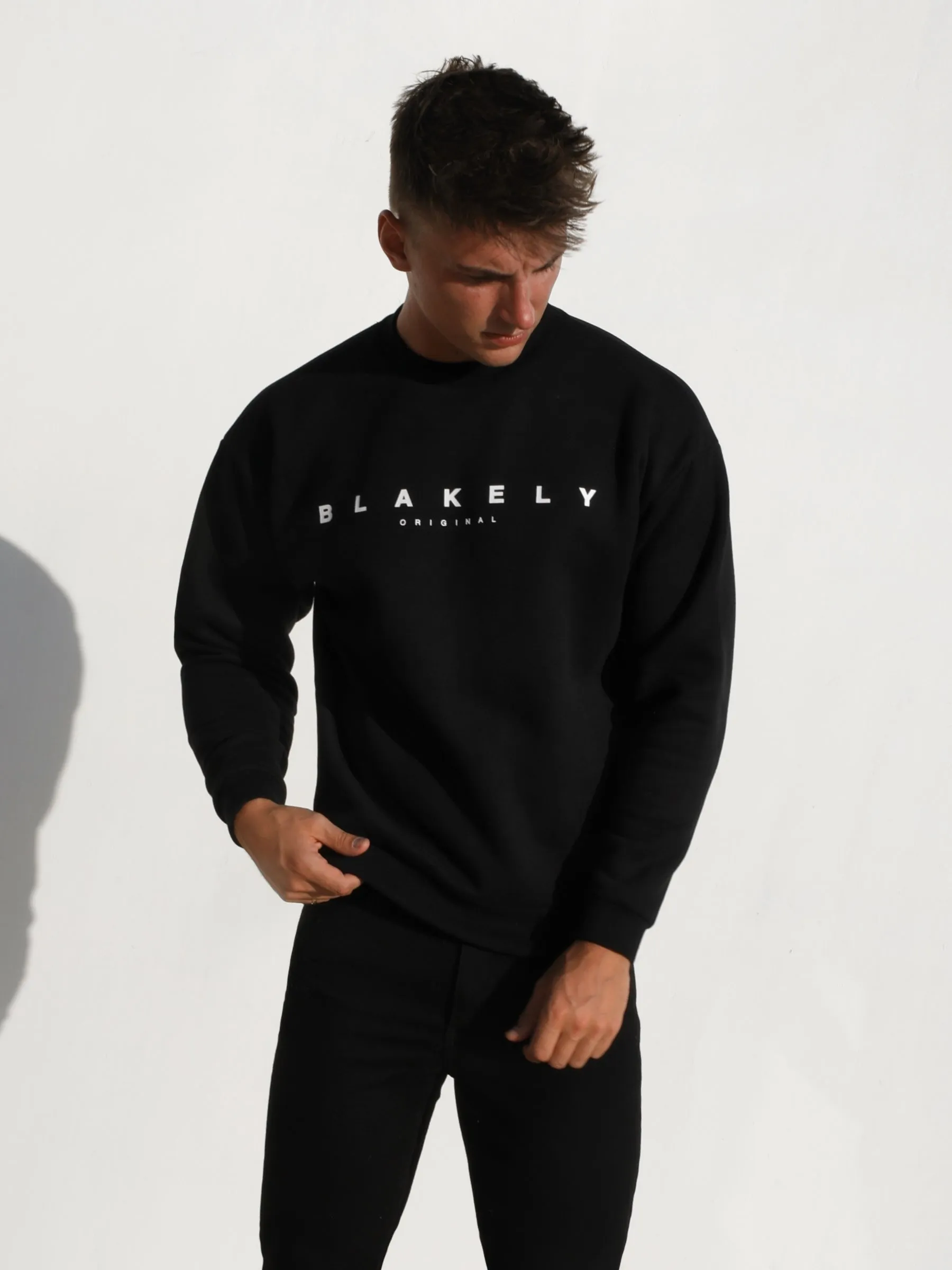 Evolved Relaxed Jumper - Black