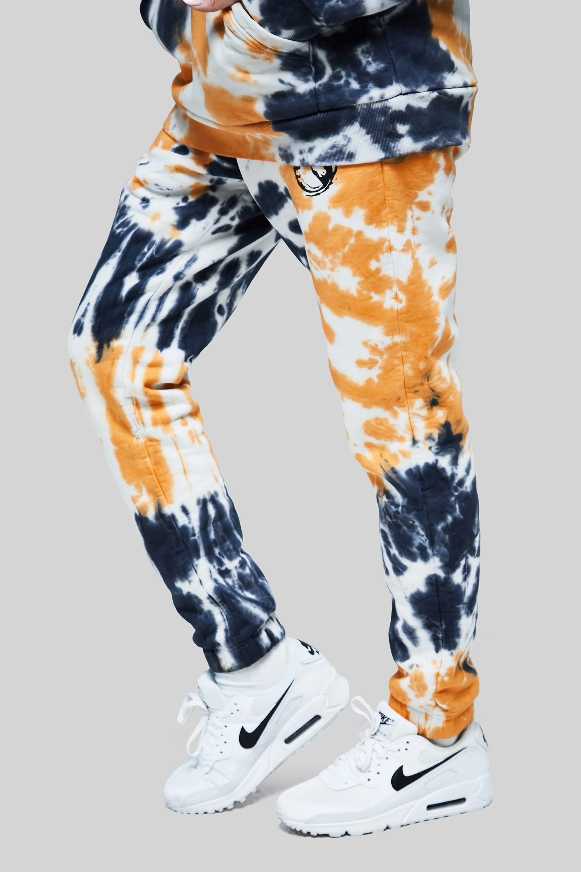 LIQUID x NARUTO NARUTO TIE DYE SWEATPANT