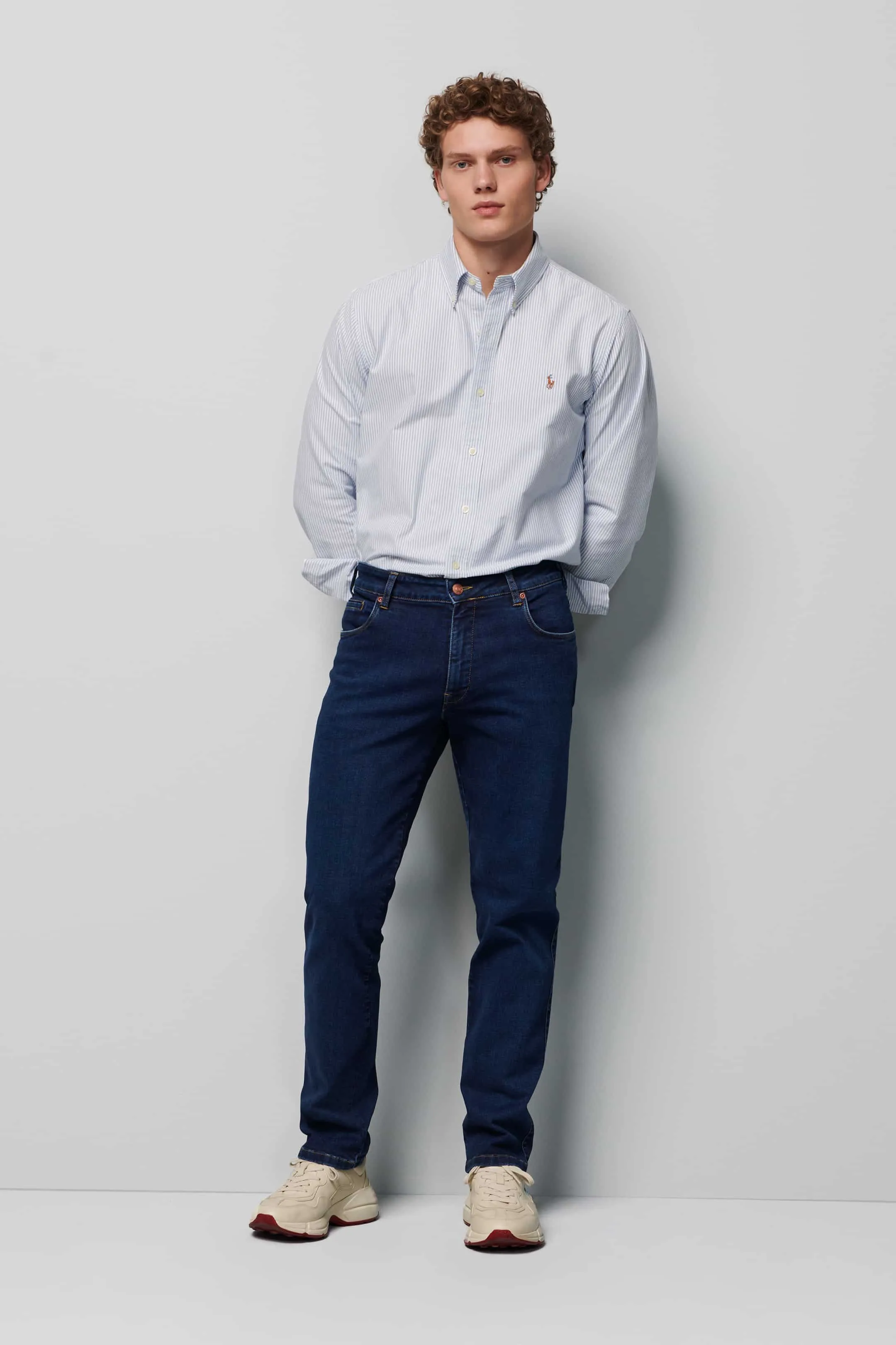 M5 - Regular Fit Denim Jeans