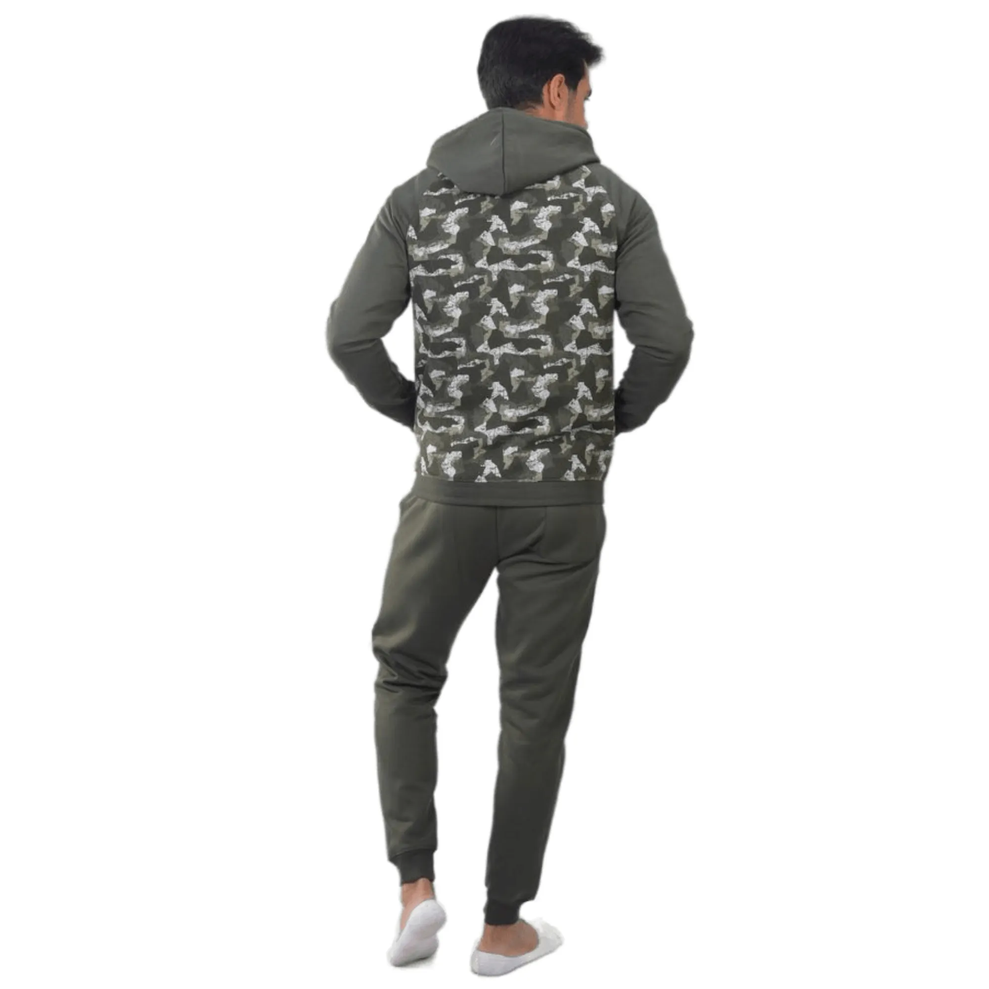 Men's Camo Green Winter Hoodie And Sweatpants Set - Stay Warm And Fashionable