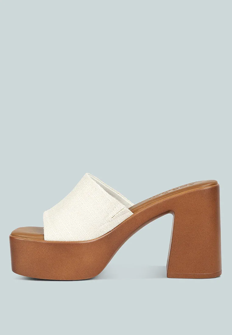 SCANDAL Slip on Block Heel Sandals in Off White