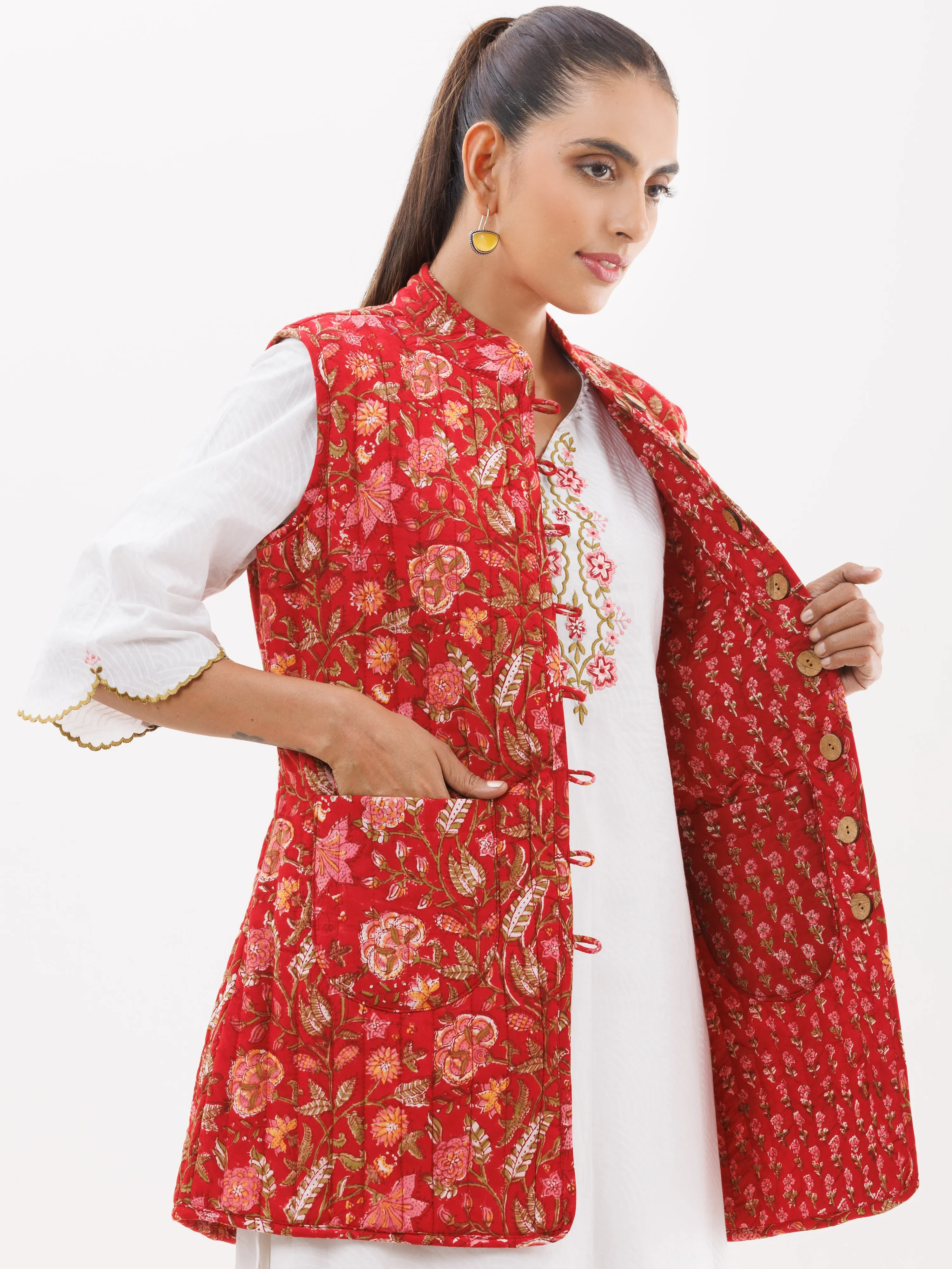 Shishir Saloni Quilted Reversible Sleeveless Jacket