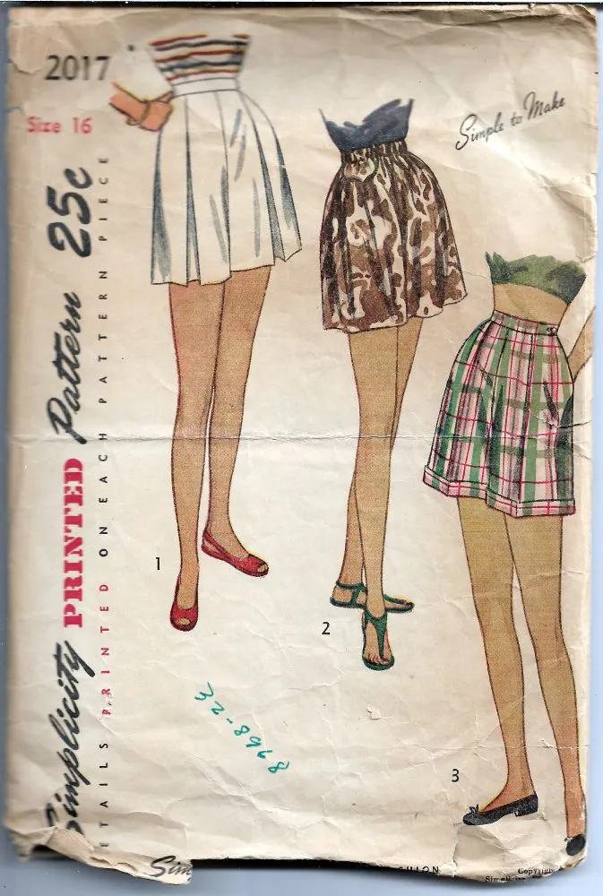 Simplicity 2017 Ladies Shorts Vintage Sewing Pattern 1940s