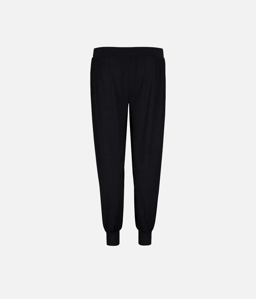 The All-Day Jogger: Jet Black