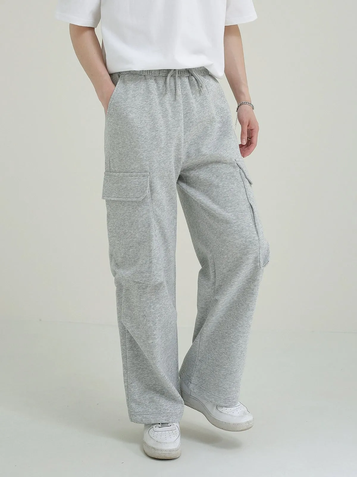 Zhou Flap Pocket Cropped Sweatpants