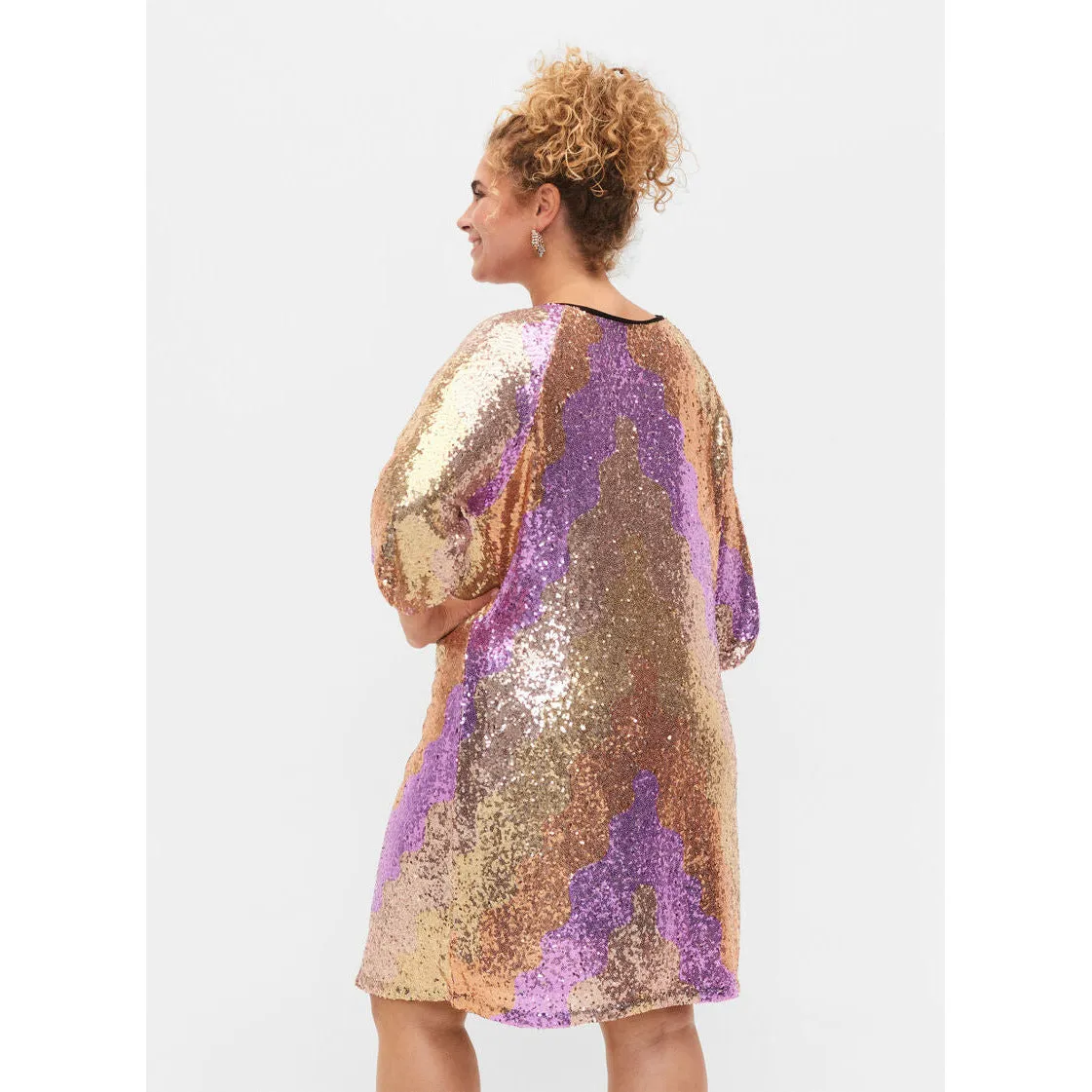 Zizzi Sequin Dress in Gold