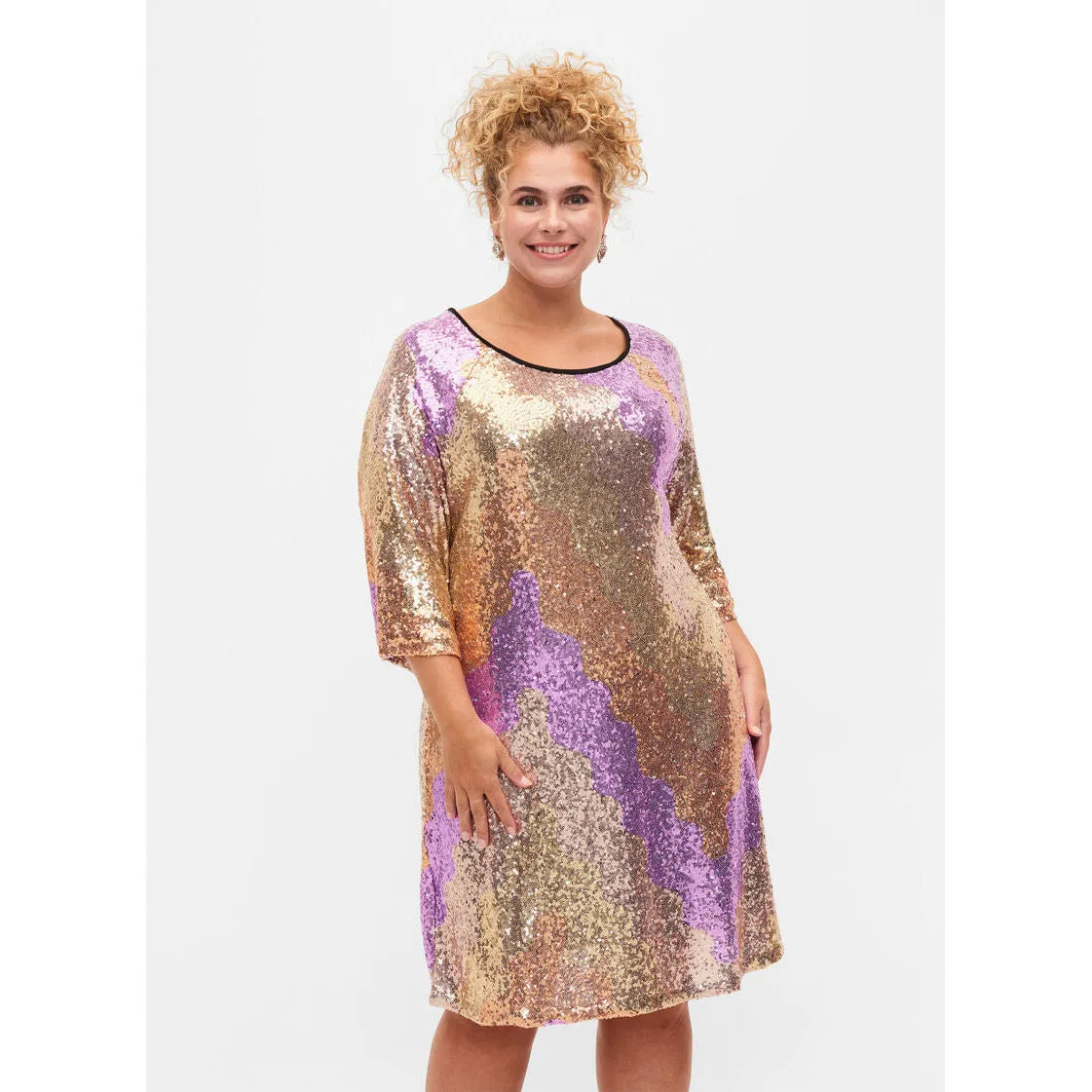 Zizzi Sequin Dress in Gold